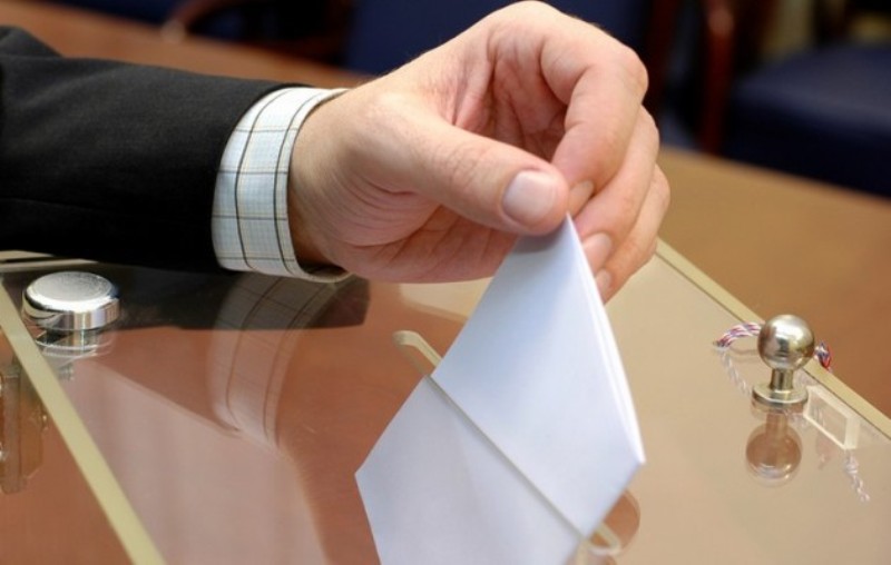 Λίγο μετά τις 21.00 την Κυριακή θα ξέρουμε το πρώτο κόμμα - Media