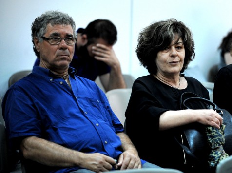 Να μην διακοπεί η δίκη της Χρυσής Αυγής για να καταθέσει, ζητά ο πατέρας του Παύλου Φύσσα - Media