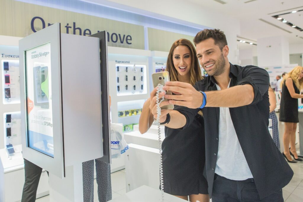 Samsung Galaxy S6 edge+, το πρώτο Smartphone με ταχύτητες έως 375Mbps, στον ΓΕΡΜΑΝΟ - Media