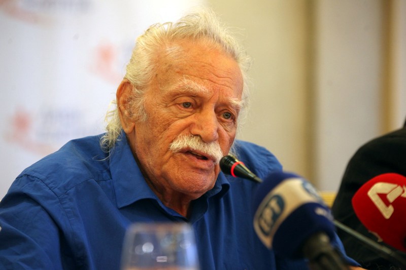 Γλέζος: Ζητάμε από τον λαό να μας δώσει την εντολή να εκφράσουμε την πραγματική του βούλησή - Media