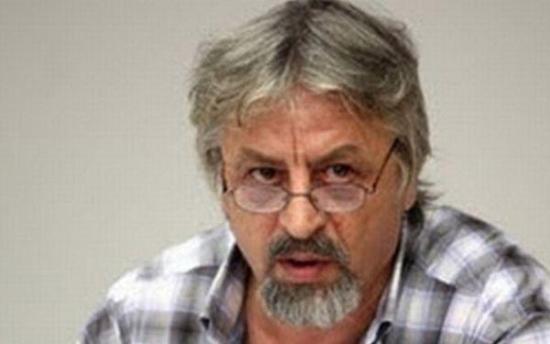 Ελέυθερος αφέθηκε ο πρόεδρος της ΠΟΣΠΕΡΤ - Στο πλευρό του Λαφαζάνης, Ραχήλ και Ζωή - Media