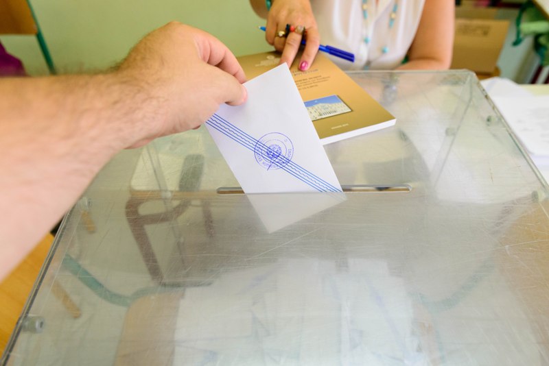 Νέα δημοσκόπηση με οριακό αποτέλεσμα-Ντέρμπι μέχρι τέλους για την 1η θέση (Photos) - Media