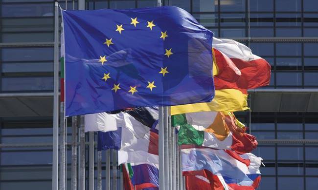 Κομισιόν: H ενταξιακή διαδικασία της Τουρκίας βασίζεται στην ομοφωνία των κρατών μελών - Media
