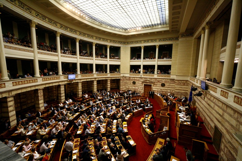 Κατατέθηκε στη Βουλή το νομοσχέδιο για την ανακεφαλαιοποίηση των τραπεζών - Δείτε το έγγραφο (pdf) - Media
