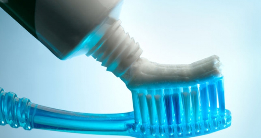 Δείτε 12 εκπληκτικές εφαρμογές της οδοντόπαστας που ίσως δεν ξέρατε - Media