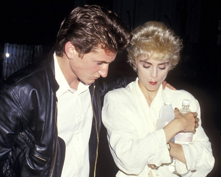 Ο Σον Πεν εκτίμησε την Μαντόνα με …30 χρόνια καθυστέρηση (Photos) - Media