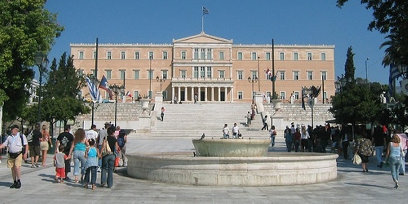 Τα εκλογικά περίπτερα των πολιτικών κομμάτων και συνδυασμών στο Δήμο Αθηναίων - Media
