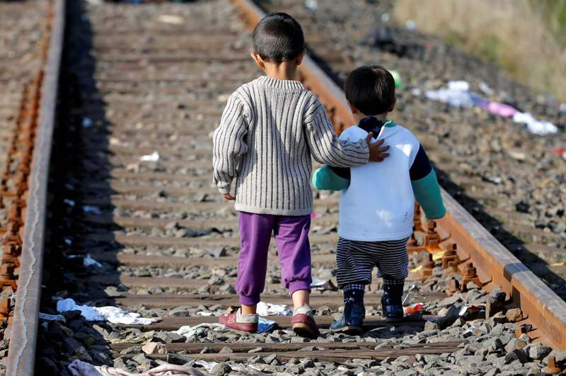 Οι αριθμοί του προσφυγικού: Σχεδόν μισό εκατομμύριο έφτασαν φέτος στην Ευρώπη -  Πάνω από 200.000 ζήτησαν άσυλο στην ΕΕ σε τρεις μήνες! - Media