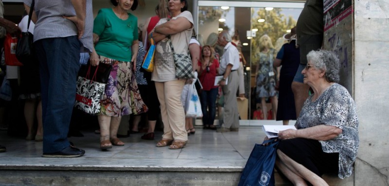 Συντάξεις 300 ευρώ, αύξηση των ορίων ηλικίας, κατάργηση του κατώτατου ορίου - Media