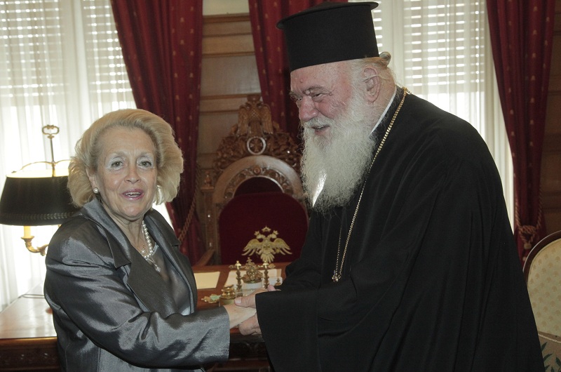 Θάνου και Χριστοδουλάκης διευκρινίζουν ότι δεν τίθεται ζήτημα φορολόγησης της εκκλησιαστικής περιουσίας - Media