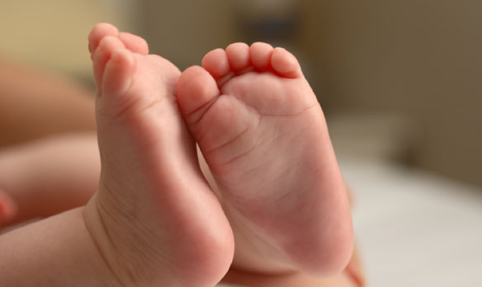 Τραγωδία στα Γιάννενα - Πέθανε μόλις έφερε στον κόσμο το δεύτερο παιδί της - Media