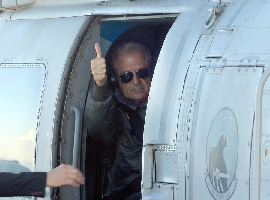 Από τον Μητσοτάκη στον Τσίπρα: Όταν οι πολιτικοί φοράνε τα χακί (Photos/Video) - Media