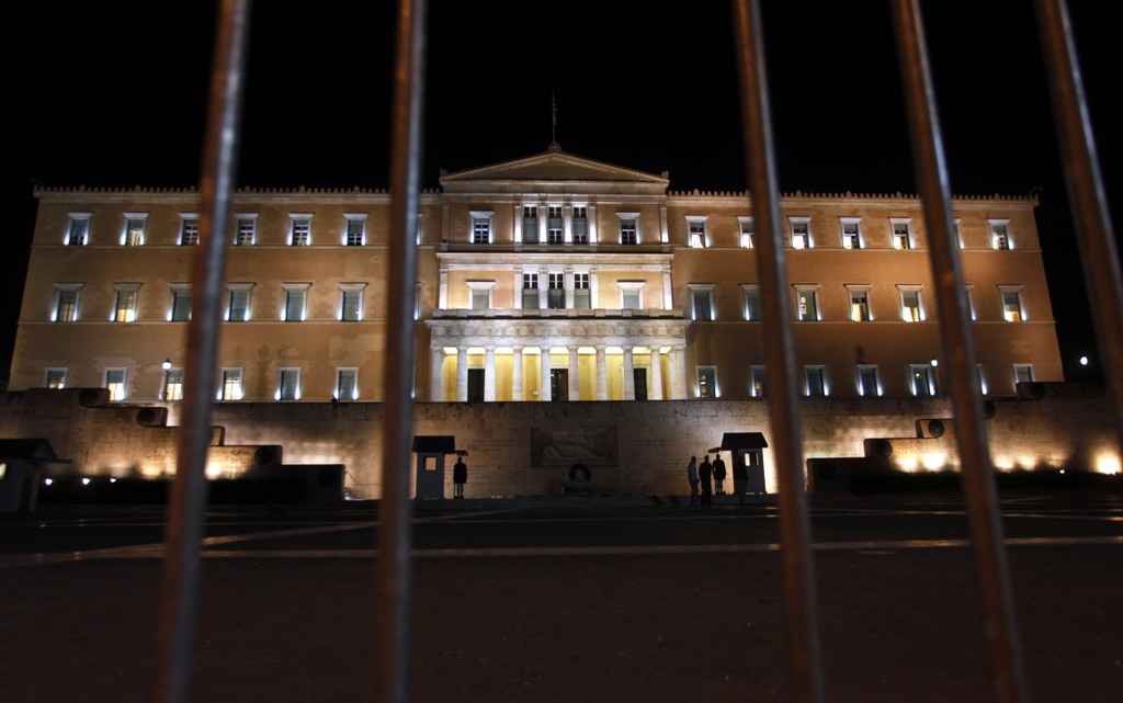 Εγκρίθηκε από τις επιτροπές της Βουλής το νομοσχέδιο για τα ΜΜΕ - Media