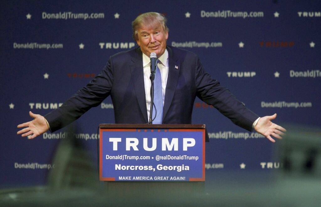 Η λύση του Τραμπ για τα περιστατικά με πυροβολισμούς: Περισσότερα όπλα! - Media