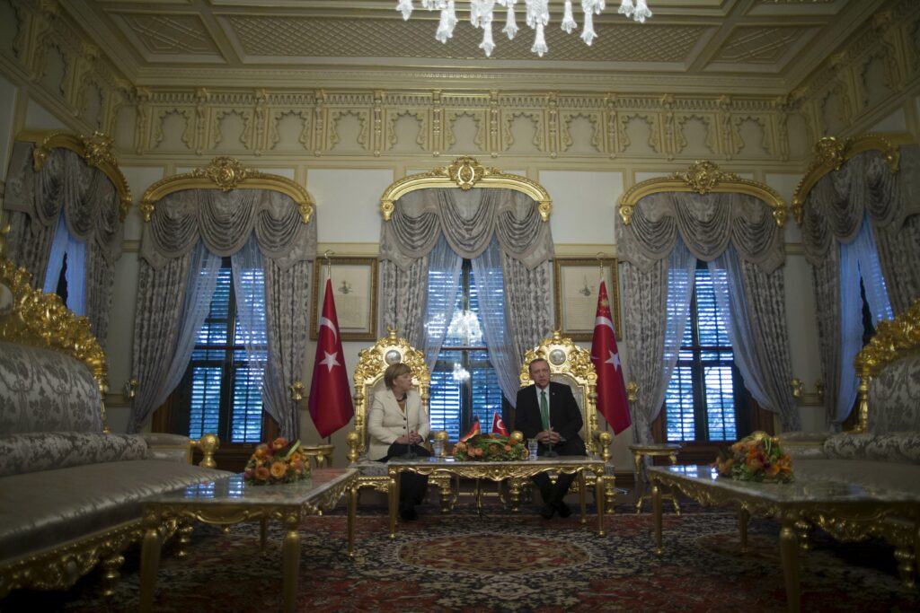 Die Welt: Νεκρή ζώνη της Ευρώπης η Τουρκία - Media