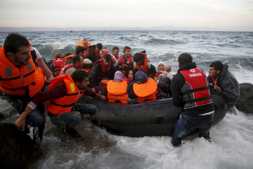 Ατελείωτη τραγωδία - Νέα πολύνεκρα ναυάγια στο Αιγαίο - Media