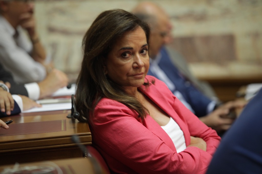 ΝΔ: Αποσύρθηκε η υποψηφιότητα Μπακογιάννη  για την αντιπροεδρία του ΕΛΚ – Αιχμές για παρέμβαση Σαμαρά στη Μέρκελ! - Media