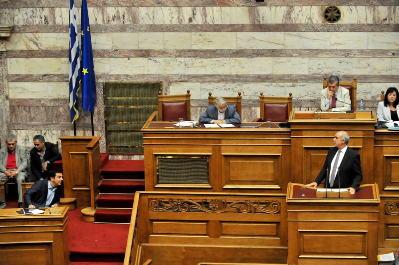 Μεϊμαράκης σε Τσίπρα: «Θα έπρεπε να ντρέπεσαι» - Media