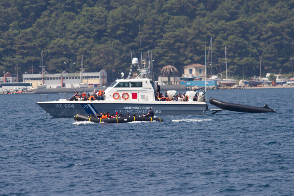 Το λιμενικό περισυνέλεξε 141.919 πρόσφυγες τον Σεπτέμβριο - Media