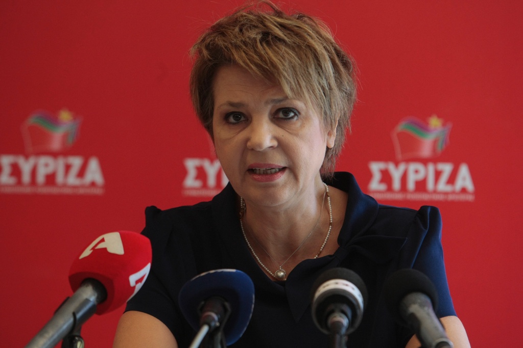 Γεροβασίλη: Το πολυνομοσχέδιο θα κατατεθεί ως «επείγον» και όχι ως «κατεπείγον» - Media