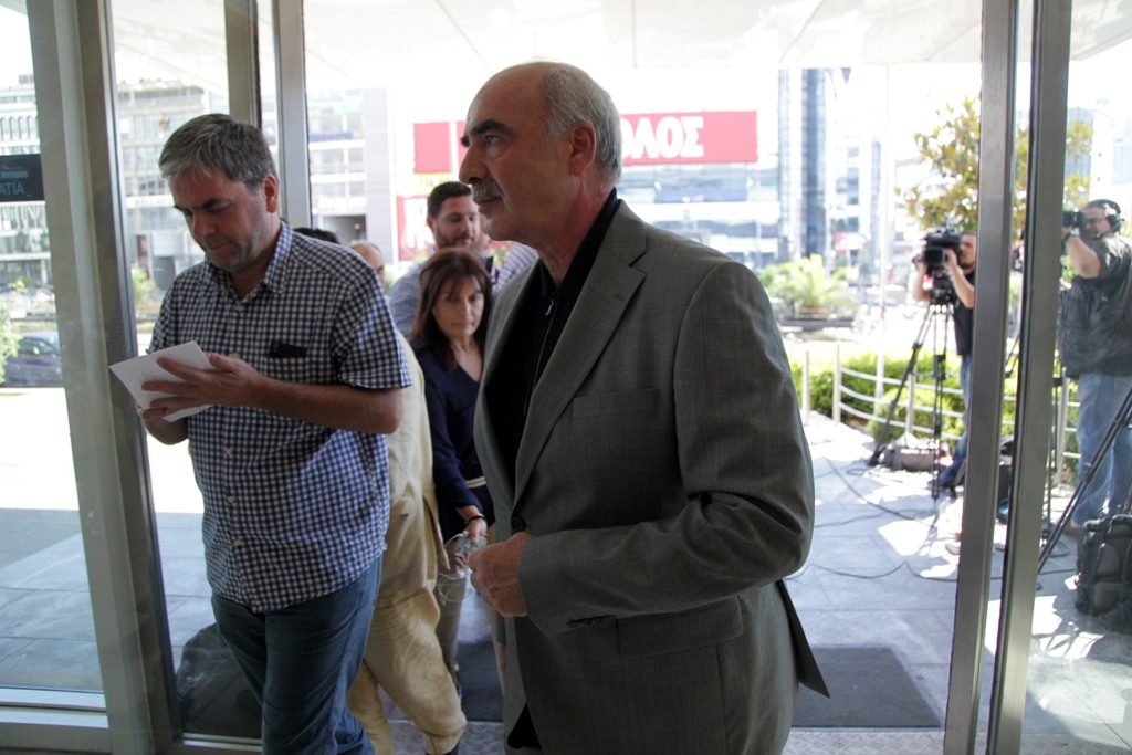 «Κόλαση» στη ΝΔ – Ο Μεϊμαράκης διέκοψε μαινόμενος την ΚΕΦΕ και κατήγγειλε Παπαμιμίκο - Media