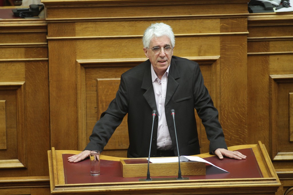 Επέκταση του συμφώνου συμβίωσης στα ομόφυλα ζευγάρια προανήγγειλε ο Παρασκευόπουλος - Media