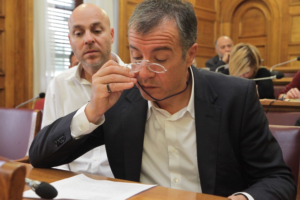 Θεοδωράκης: «Με το νομοσχέδιο ο κ. Παππάς χρίζεται μέγας καναλάρχης» - Media