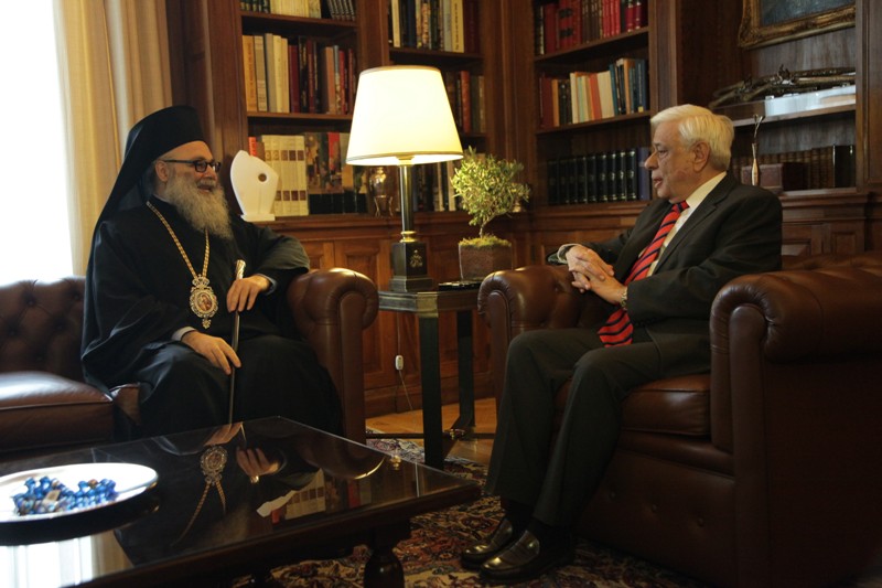 Παυλόπουλος: Δεν μπορούμε να ανεχθούμε η Μεσόγειος να ξεβράζει πτώματα, και ιδίως πτώματα μικρών παιδιών - Media