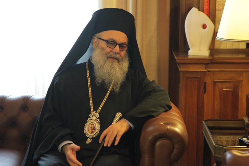 Στην Αθήνα για εξετάσεις ο πατριάρχης Αντιοχείας - Έπεσε και τραυματίστηκε στο μάτι - Media