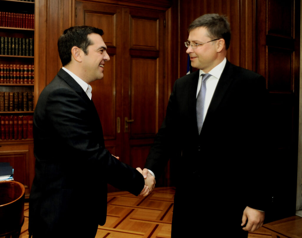 Υποχωρήσεις στα «κόκκινα δάνεια» και στο ΦΠΑ για την εκταμίευση της δόσης - Media