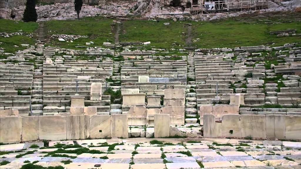 Βουτιά θανάτου για 61χρονο δίπλα στην Ακρόπολη - Media