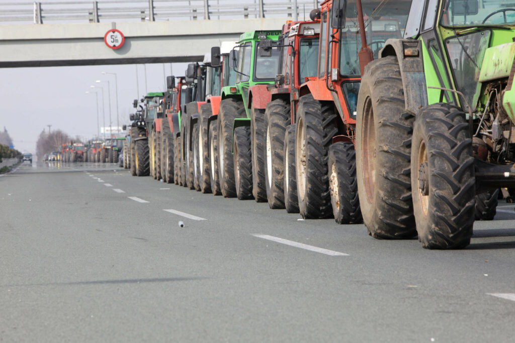 Σε στάση αναμονής, αλλά πανέτοιμοι για κινητοποιήσεις οι αγρότες της Β.Ελλάδος - Media