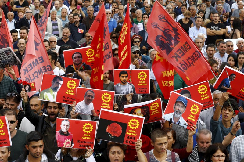 Νταβούτογλου: Ταυτοποιήθηκε ο ένας δράστης της διπλής επίθεσης στην Άγκυρα - Media