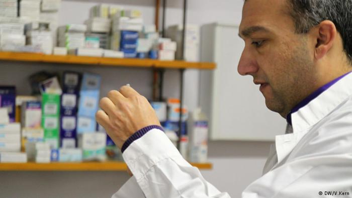 O  Αυστριακός που μεταφέρει φάρμακα στην Ελλάδα – «Δεν άντεχα τις εικόνες που έβλεπα» - Media