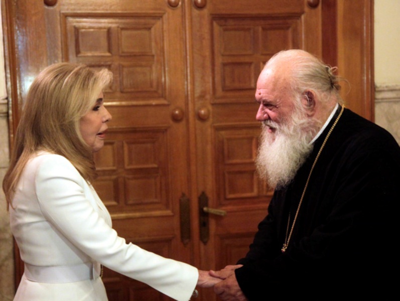 Η Μαριάννα Βαρδινογιάννη συναντήθηκε με τον Αρχιεπίσκοπο Ιερώνυμο  - Media