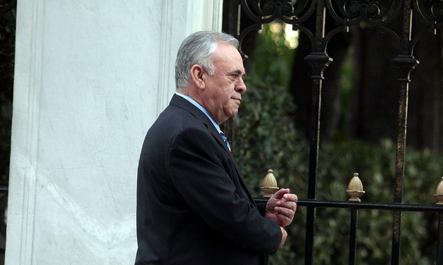 Δραγασάκης: Επιλογή μας να ληφθούν τώρα μέτρα 5,4 δισ. ευρώ - «Θα υπάρξουν αυξήσεις στις ασφαλιστικές εισφορές» - Media