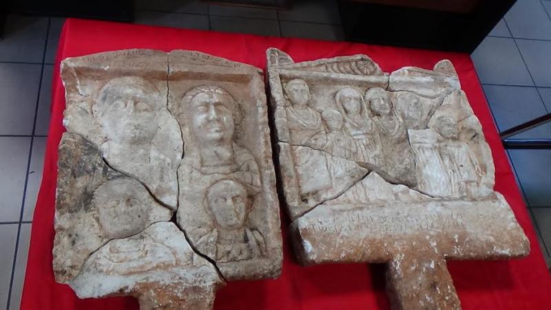 Συνελήφθη 47χρονος αρχαιοκάπηλος – Είχε στην κατοχή του έντεκα μαρμάρινα τμήματα επιτύμβιων στηλών (Photos) - Media