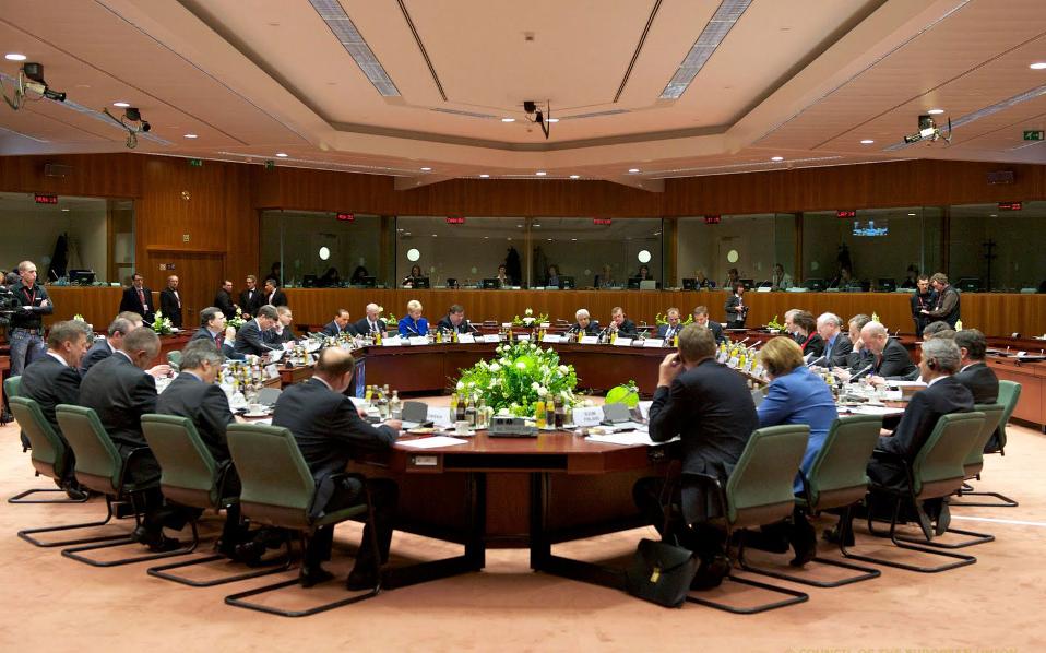 «Καρότο και μαστίγιο» στο Eurogroup: Η Ελλάδα παρουσιάζει τα 48 προαπαιτούμενα-φωτιά - Media
