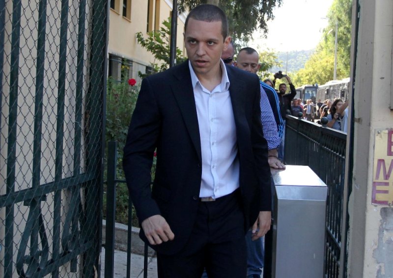 Απαλλάσσεται ο Κασιδιάρης από τις κατηγορίες για την υπόθεση Μπαλτάκου - Media