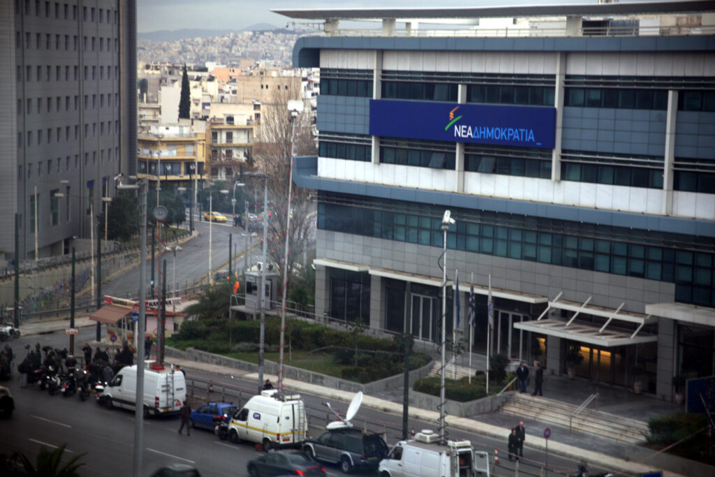 «Γαλάζιος εμφύλιος» για τη διαδοχή - Ποιοι διαδίδουν ότι θα αποσυρθεί από την κούρσα ο Βαγγέλης Μεϊμαράκης   - Media