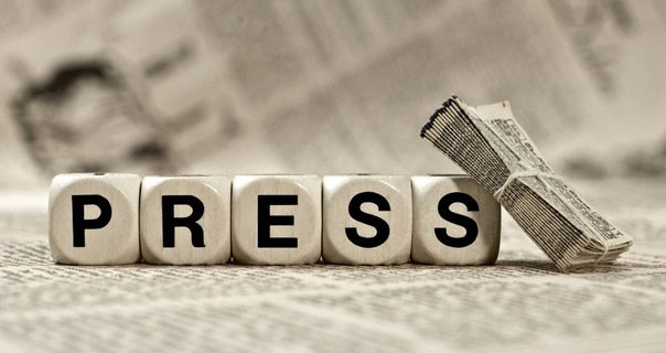 Πορνοστάρ, ναρκωτικά, σεξουαλικά υπονοούμενα και κηδείες στην κίτρινη ζώνη της TV - Media