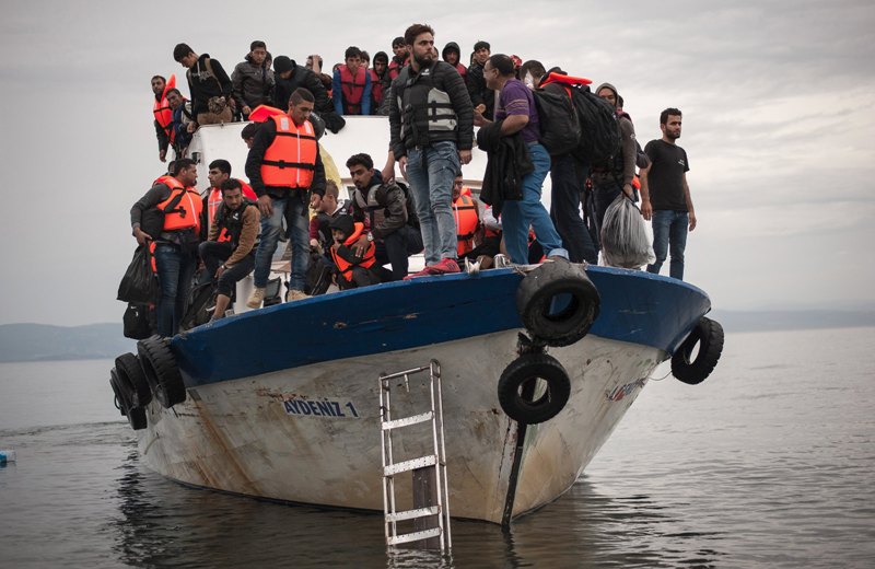 Περισσότεροι από 500.000 πρόσφυγες και μετανάστες ήρθαν στα ελληνικά νησιά από την αρχή του χρόνου     - Media