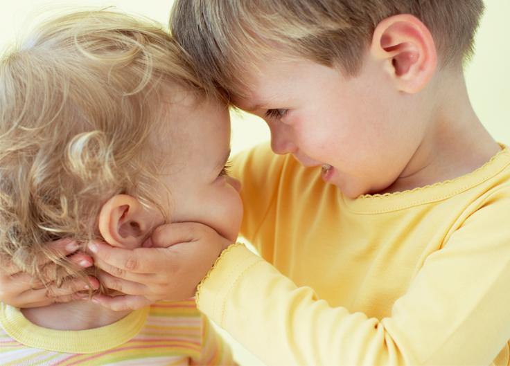 Το πρωτότοκο παιδί είναι συνήθως εξυπνότερο από τα επόμενα - Media