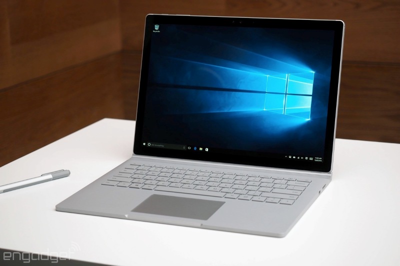 Το πρώτο της laptop παρουσίασε η Microsoft - Media