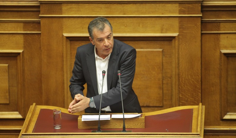 Στ. Θεοδωράκης: Δεν μπήκαμε στην πολιτική για να γίνουμε δεκανίκι - Media