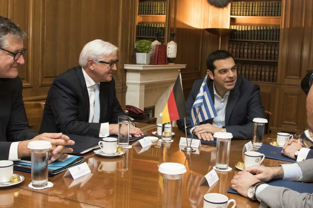 Τσίπρας σε Σταϊνμάγιερ: Δεν συμφωνούμε με το πρόγραμμα αλλά πρέπει να το εφαρμόσουμε - Media