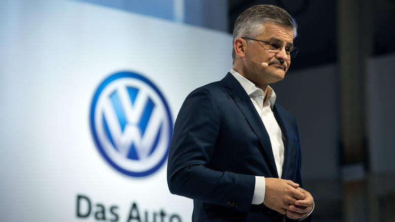 Επικεφαλής της Volkswagen: Μου είπαν ότι υπήρχε μια πιθανή μη συμμόρφωση στις εκπομπές ρύπων - Media