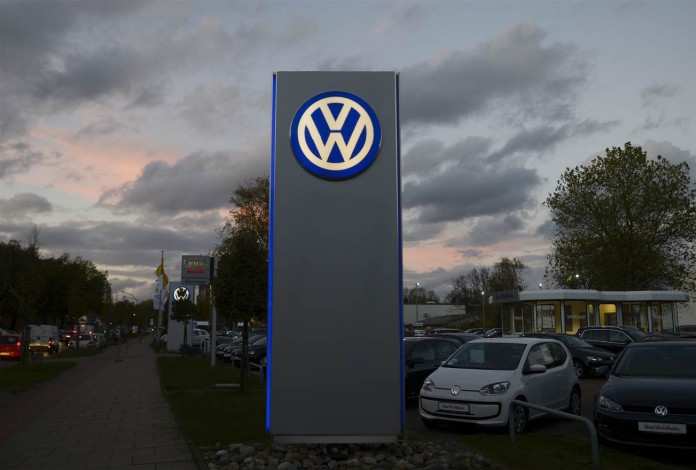 Η Volkswagen ανακαλεί 8,5 εκατ. οχήματα στην ΕΕ - Έρευνες στα γραφεία της και στην έδρα της Lamborghini - Media