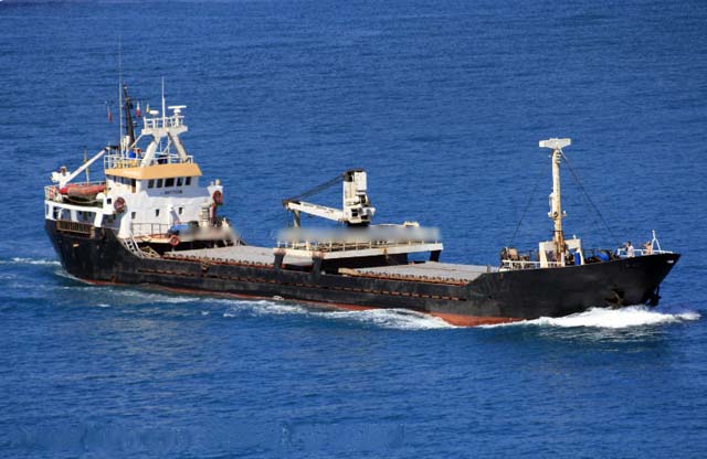 Πλοίο με λαθραία τσιγάρα εντοπίσθηκε ανοιχτά της Ιεράπετρας  - Media