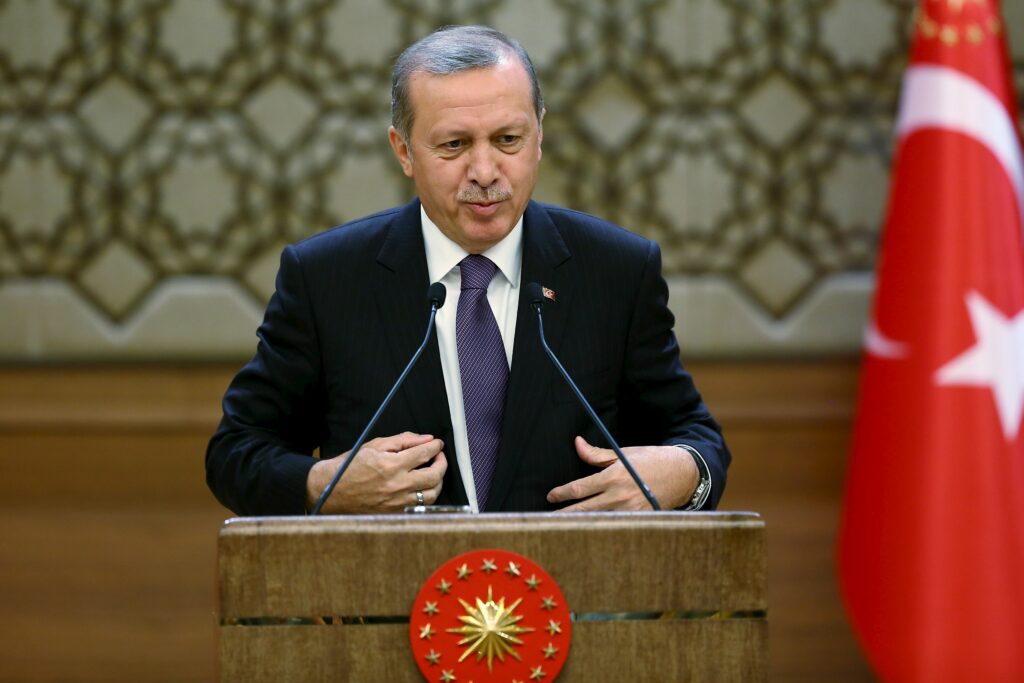 Τουρκία: Μετά τη νίκη ο Ερντογάν αλλάζει το Σύνταγμα για να γίνει «ισόβιος» πρόεδρος - Media